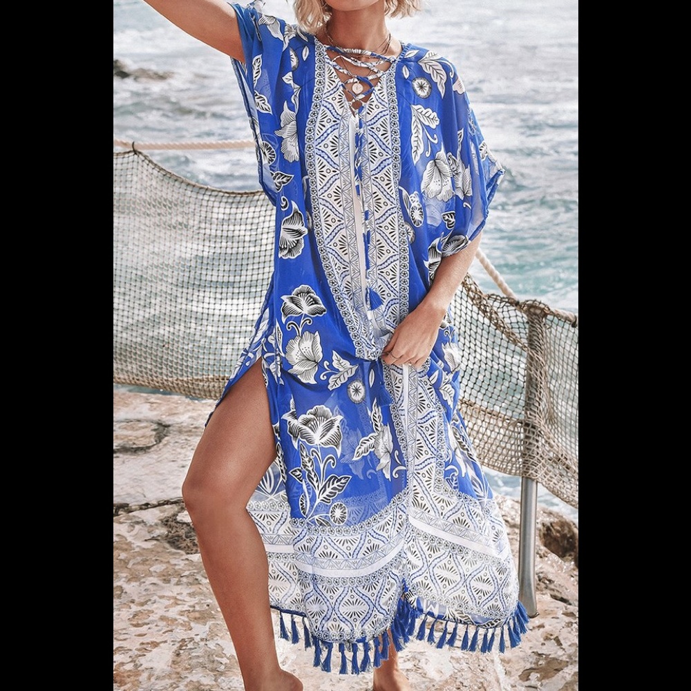 Cupshe BLUE AND WHITE FLORAL PRINT COVER UP
